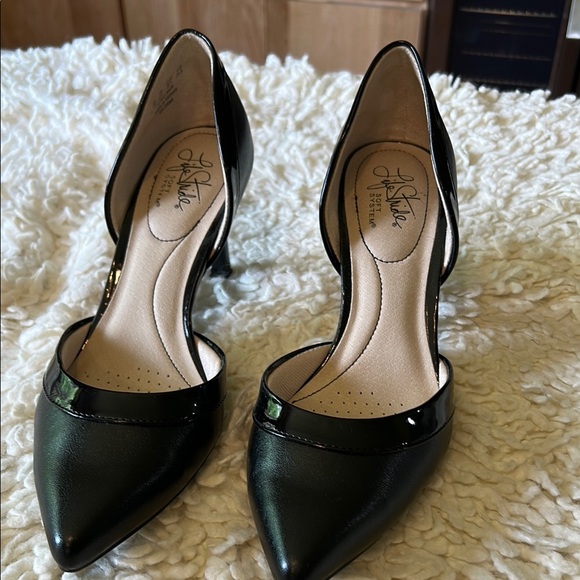 Life Stride Black Heels Elegant Medium Height - Picture 13 of 16